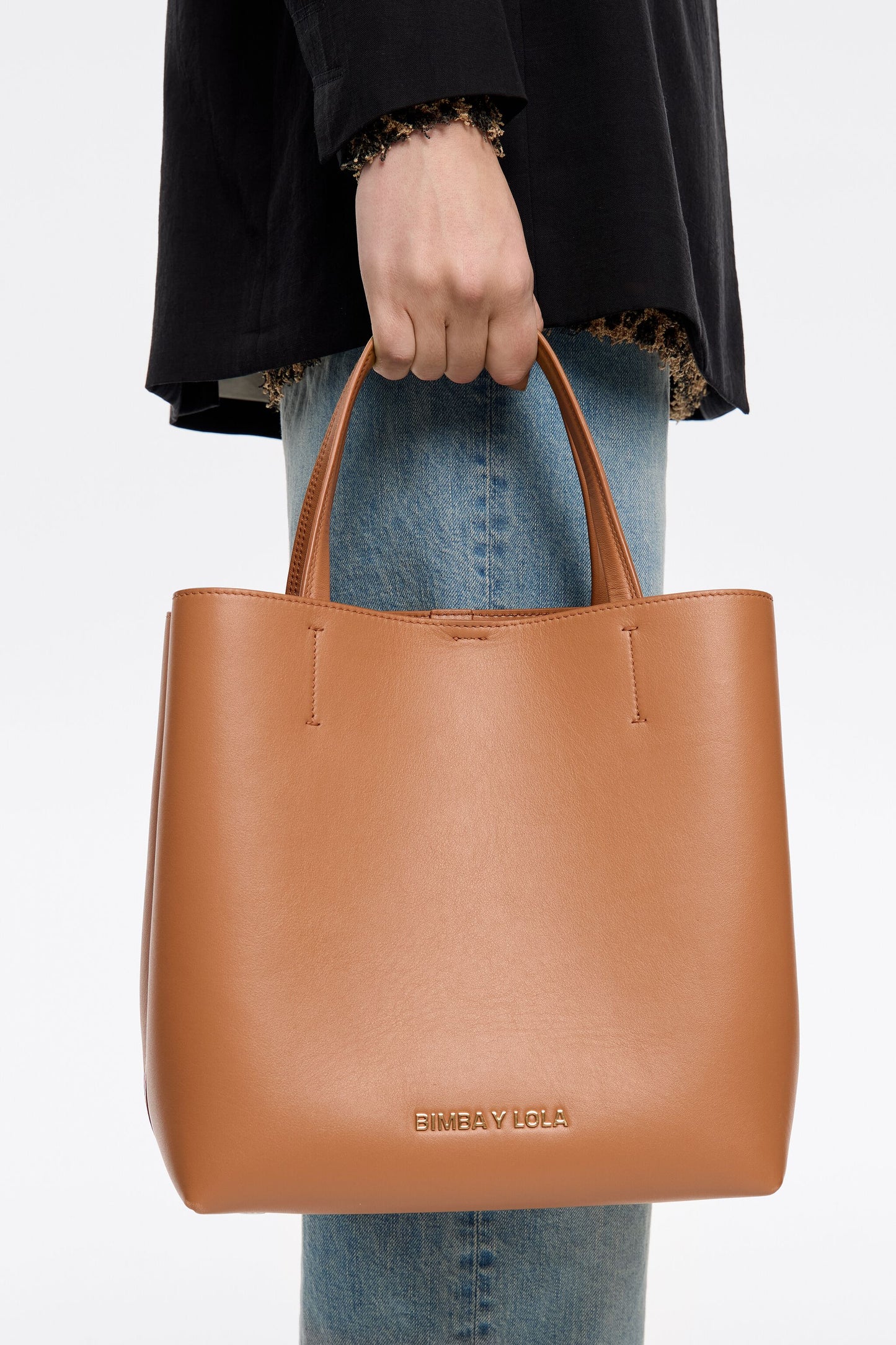 Large honey leather Chihuahua bag