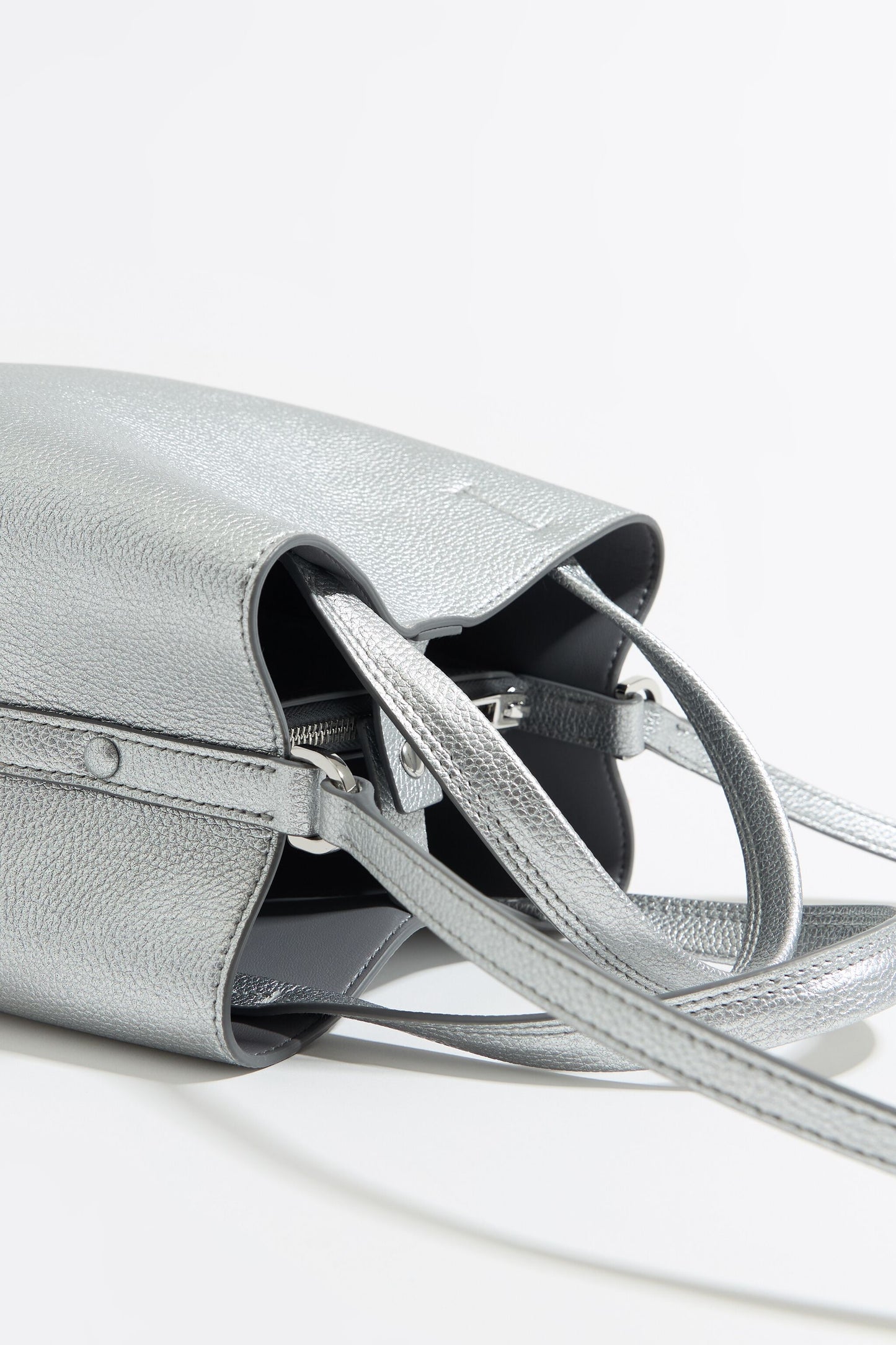 Small silver leather Chihuahua bag