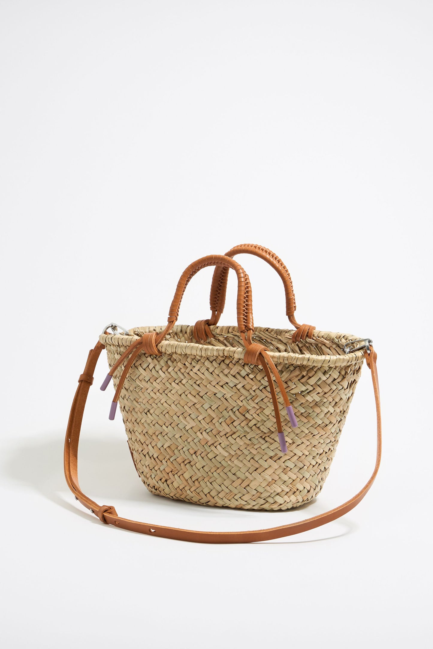 Medium natural basket