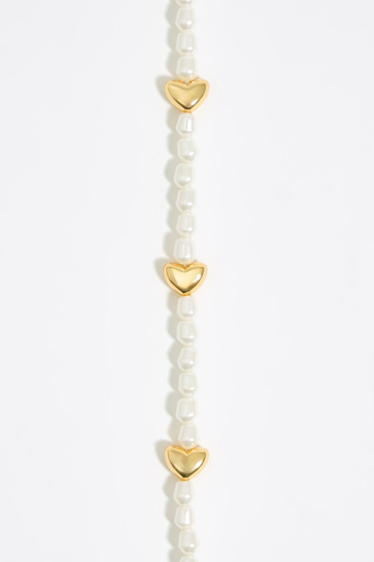 Gold hearts and pearls necklace