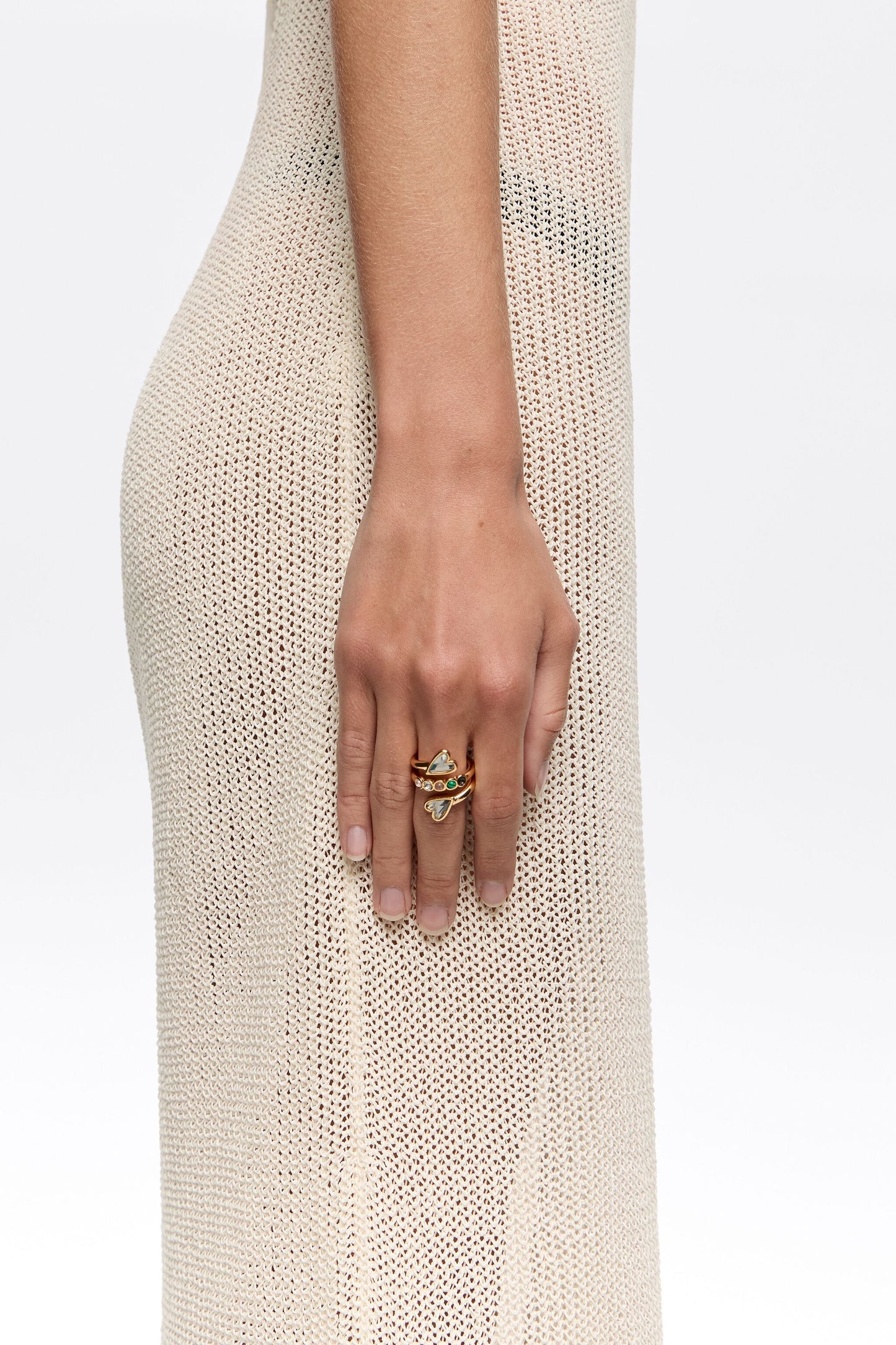 Crystal hearts spiral ring
