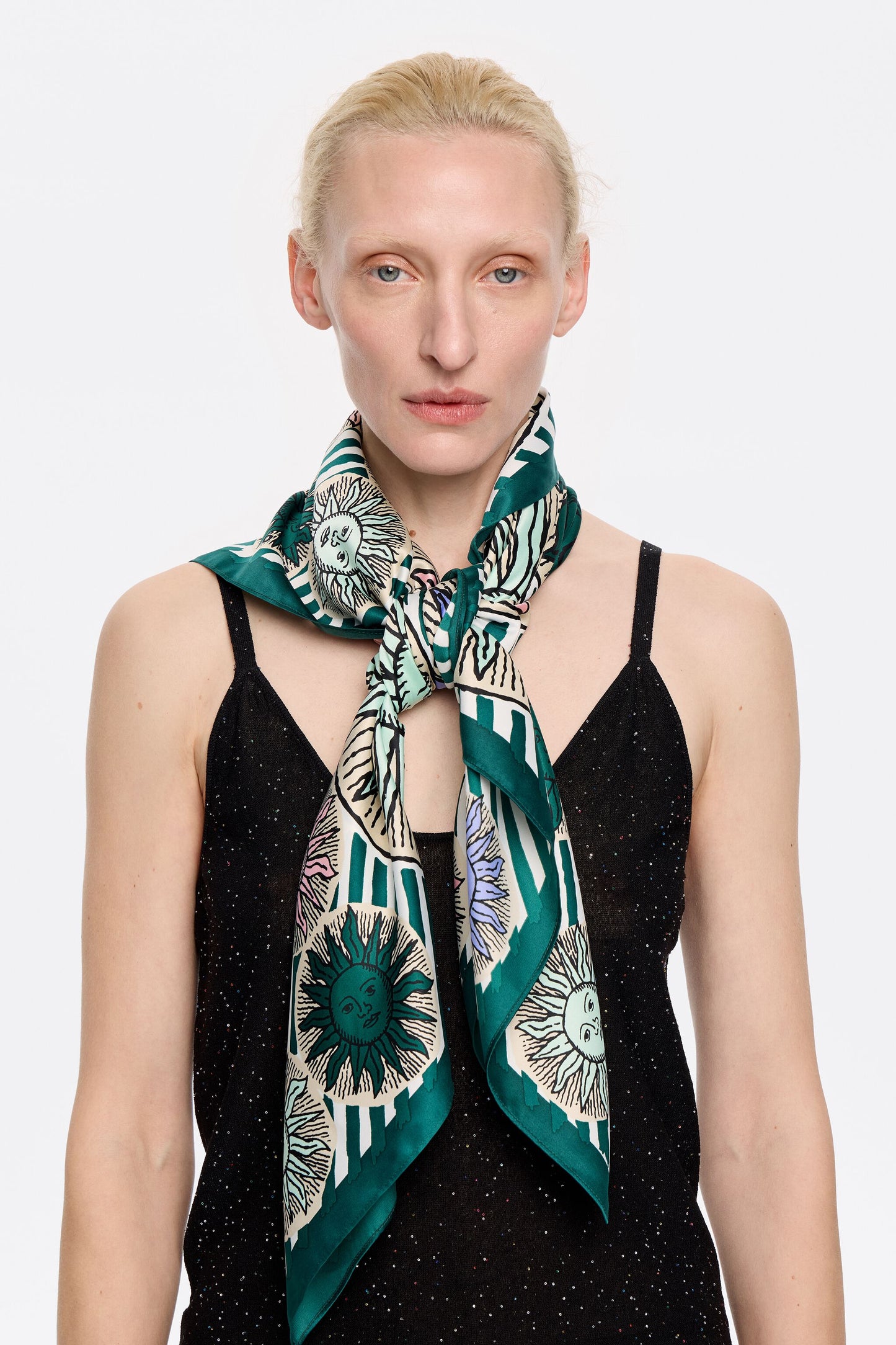 Green suns scarf