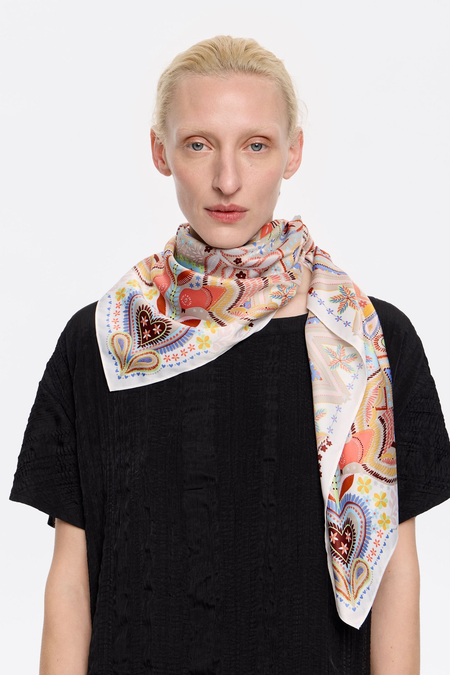 Beige birds and mini prints scarf