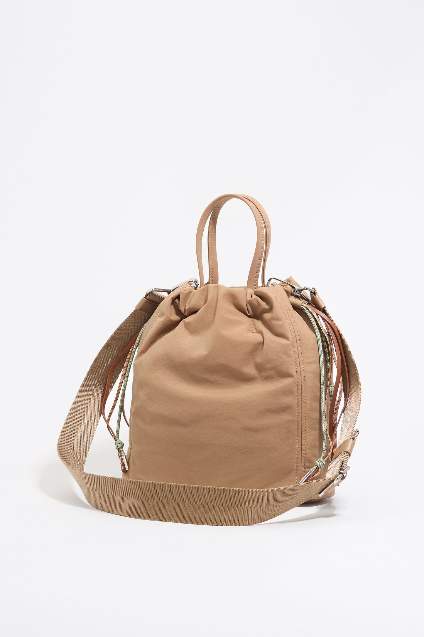 Medium bark nylon multi-pocket bag