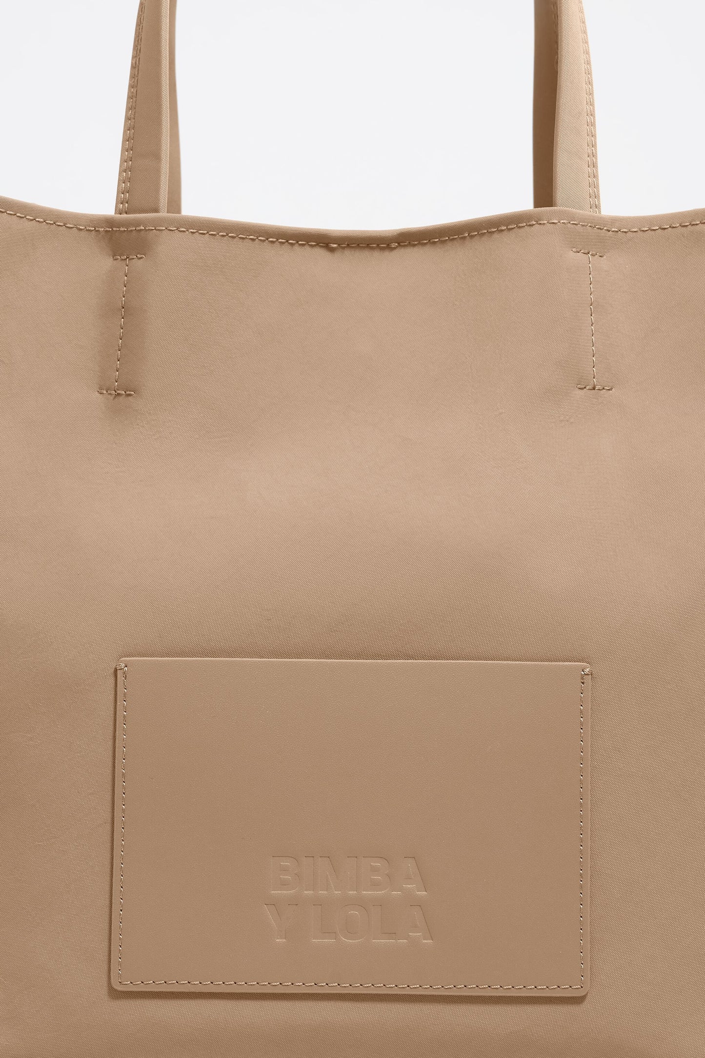 Large bark brown nylon Chihuahua shopper bag