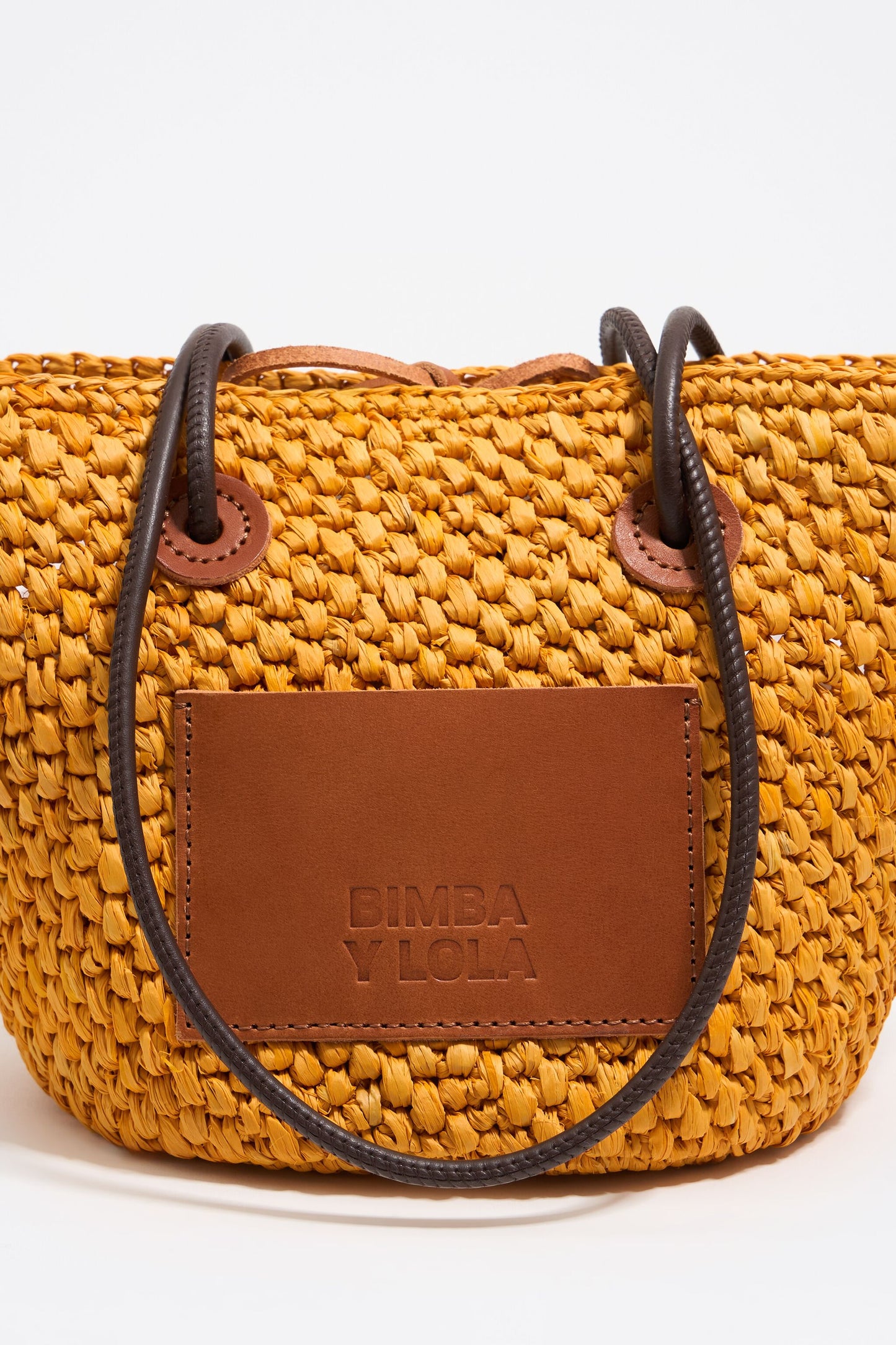 Medium tangerine basket