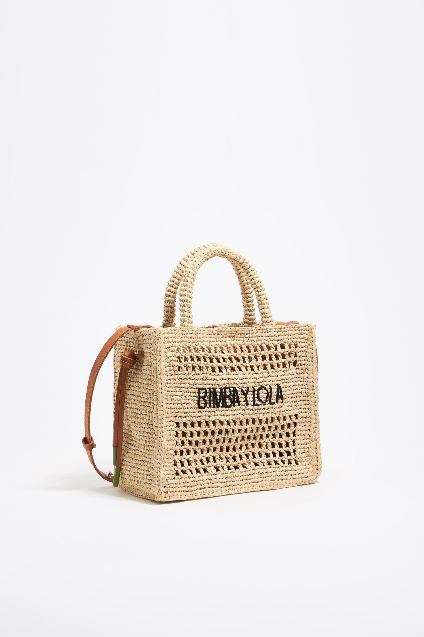 Small natural raffia shopper bag