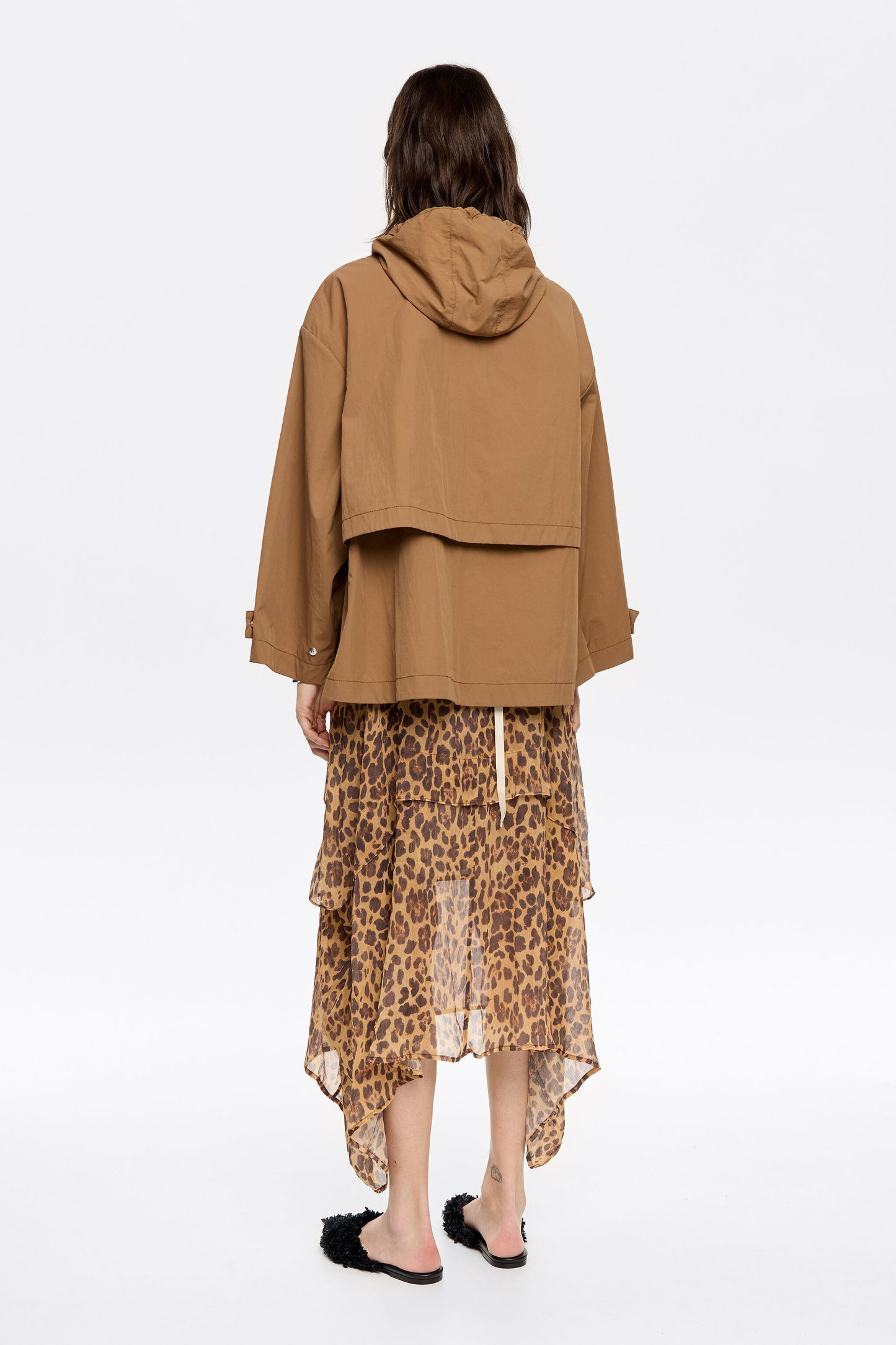 Light brown A-line trench