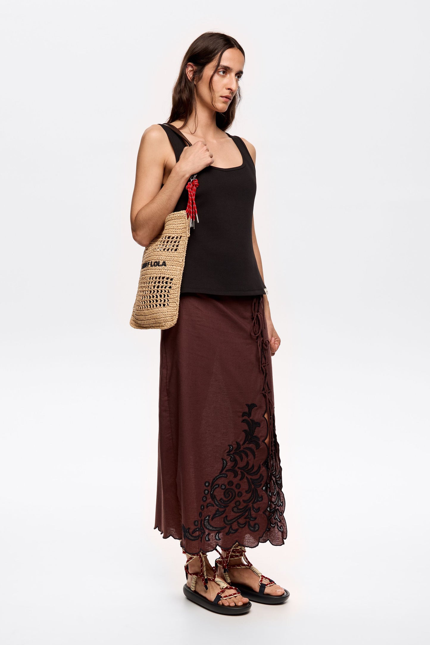 Dark brown skirt with ties and embroidery