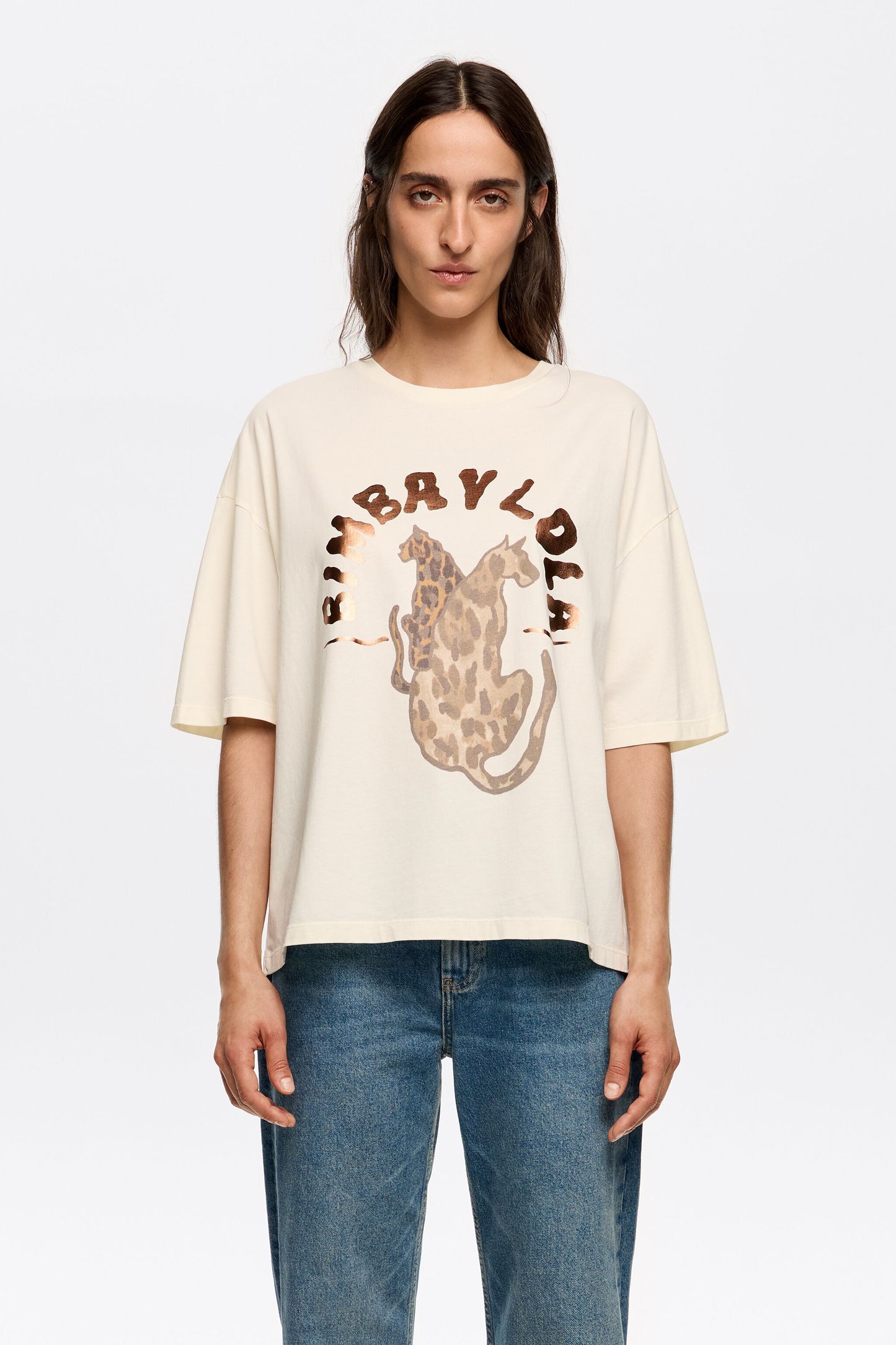 White logo t-shirt