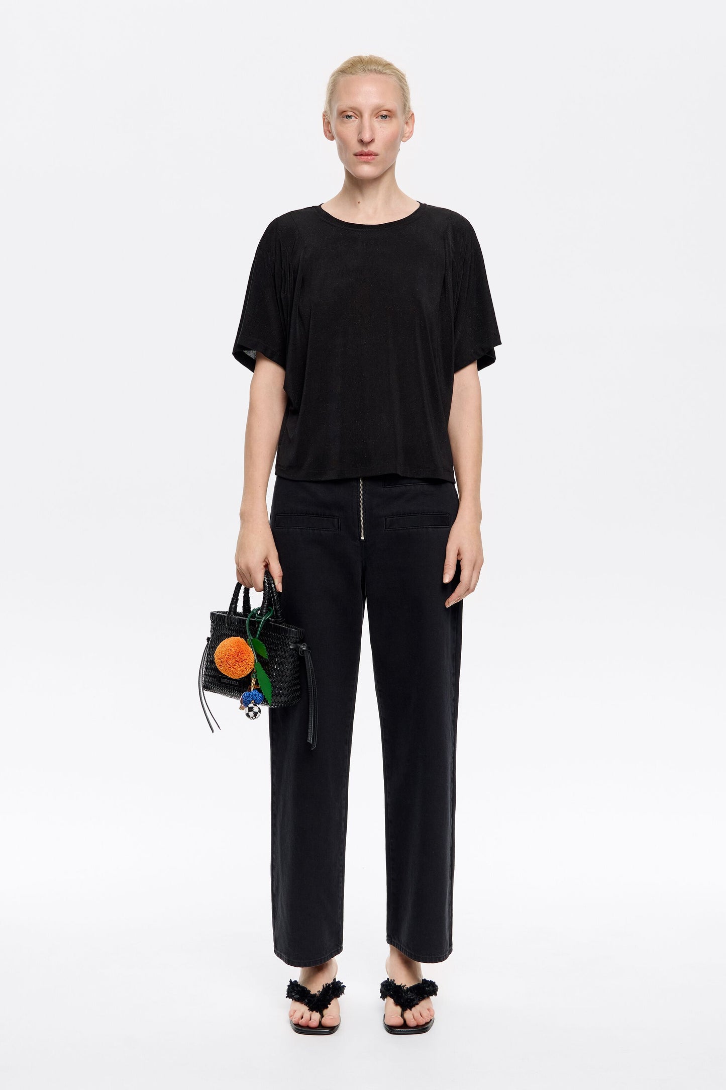 Black fluid boxy T-shirt