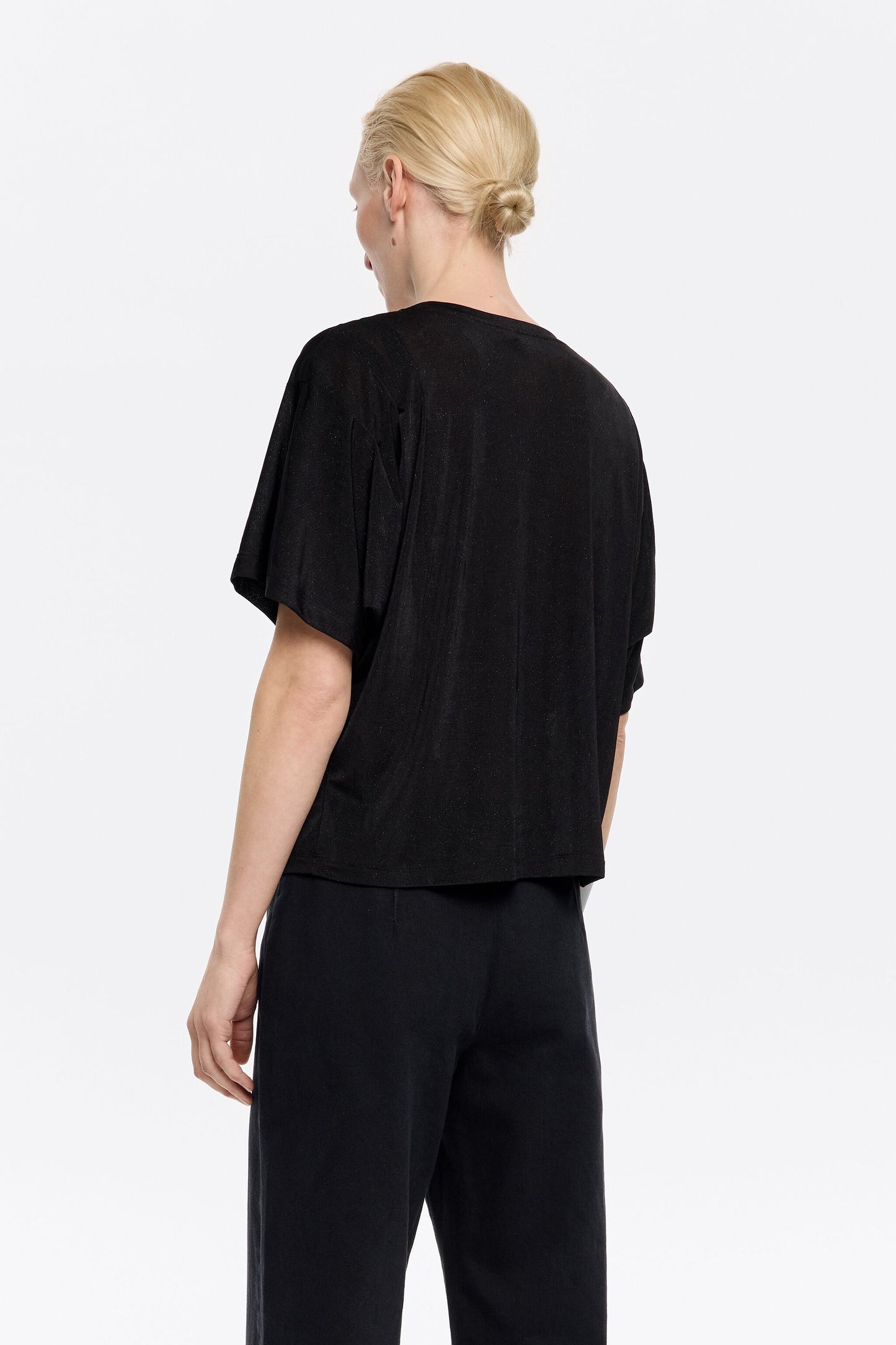 Black fluid boxy T-shirt