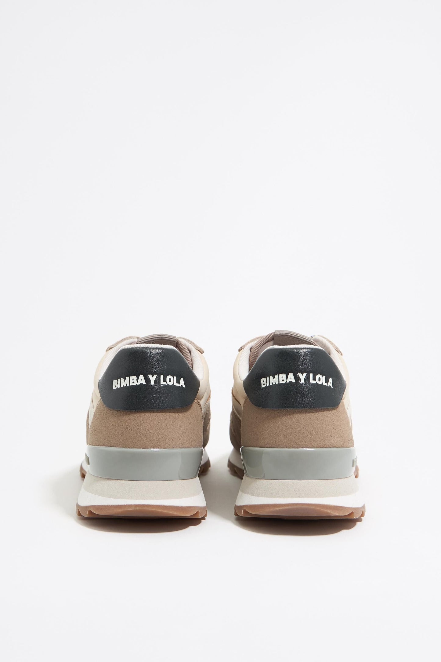 Brown technical 13 19 sneaker
