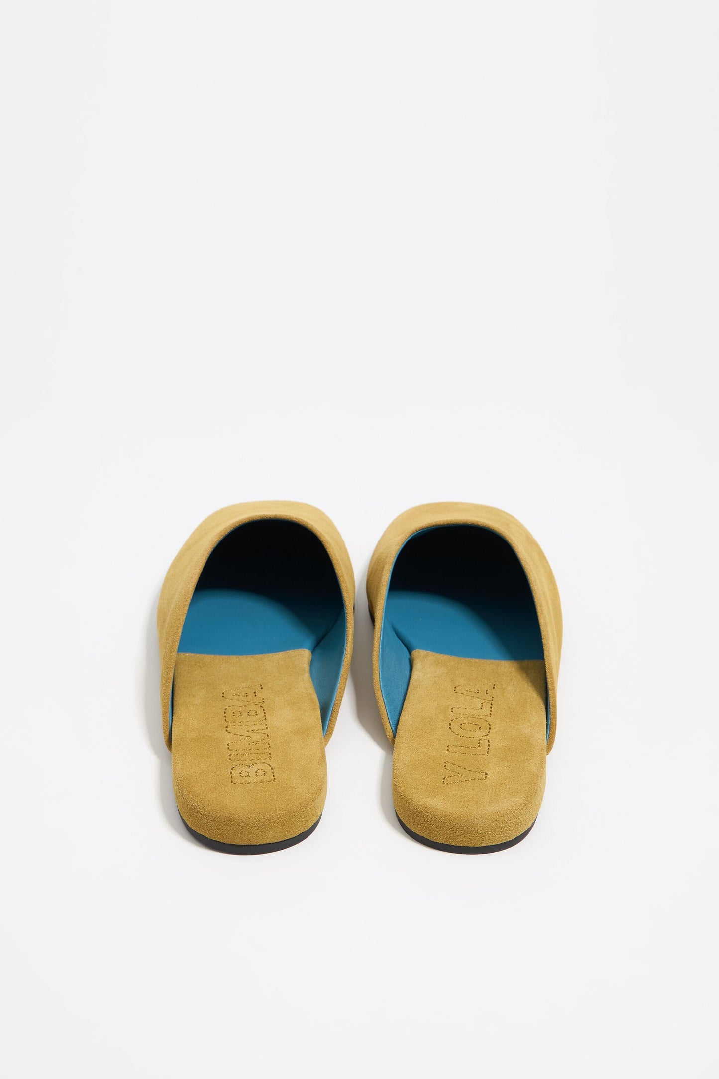Ocher suede leather mule