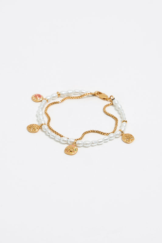 Coin logo pearl bracelet