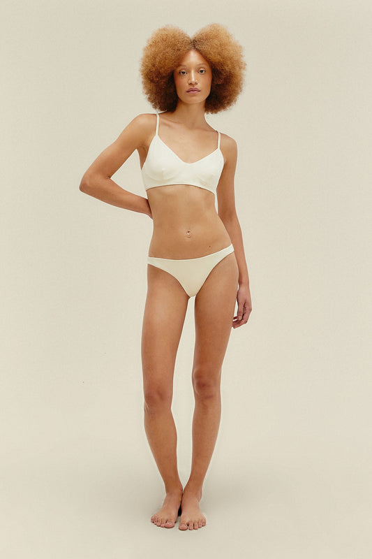 Ivory Daniele bikini