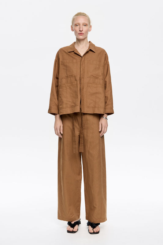 Light brown linen barrel trousers