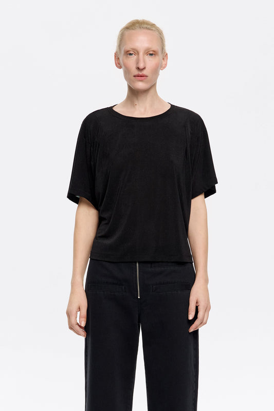 Black fluid boxy T-shirt